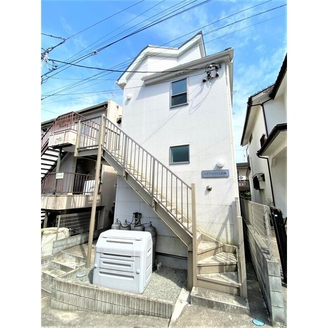 イデアルハイム白楽の外観