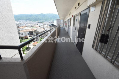 【ロビー】 | 若草ハイツ