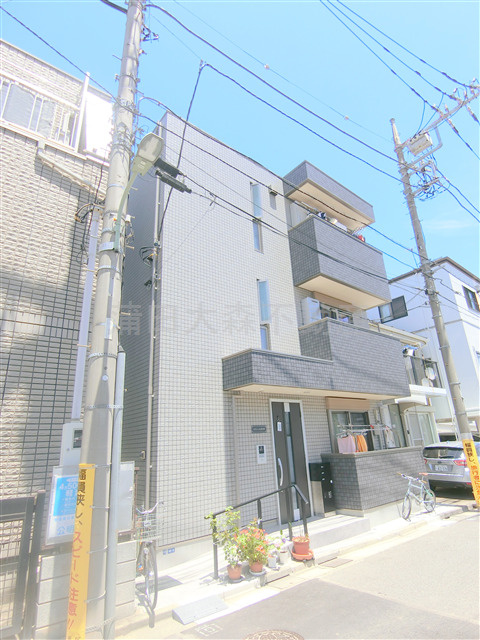 スカイハイム仲六郷の外観