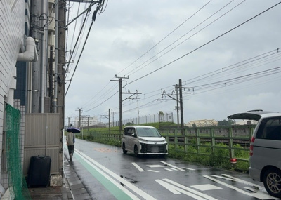 【展望】 | ライオンズマンション相模原第８ | 眺望を気にして物件を探す場合、前面に建物が建っていないか現地で確認しましょう！前面に建物があると景色はもちろん、日当たりや風通しにも影響が出てきます。住んだ時のことを想像しながら現地見学をしましょう。