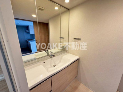 【洗面所】 | ドレッセ中央林間