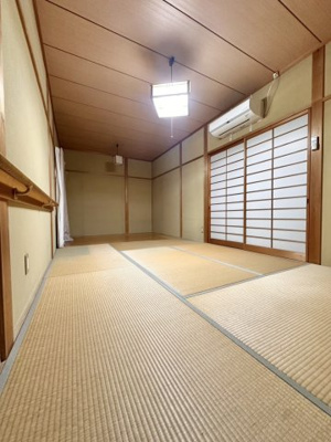 【和室】 | 沖田町　７DK　中古住宅