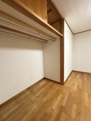 【洋室】 | 沖田町中古住宅