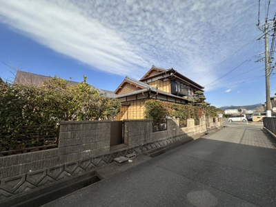 【外観】 | 沖田町　７DK　中古住宅