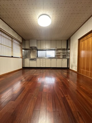 【その他】 | 沖田町　７DK　中古住宅