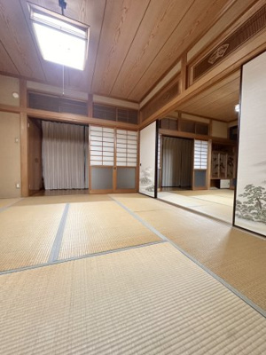 【和室】 | 沖田町　７DK　中古住宅