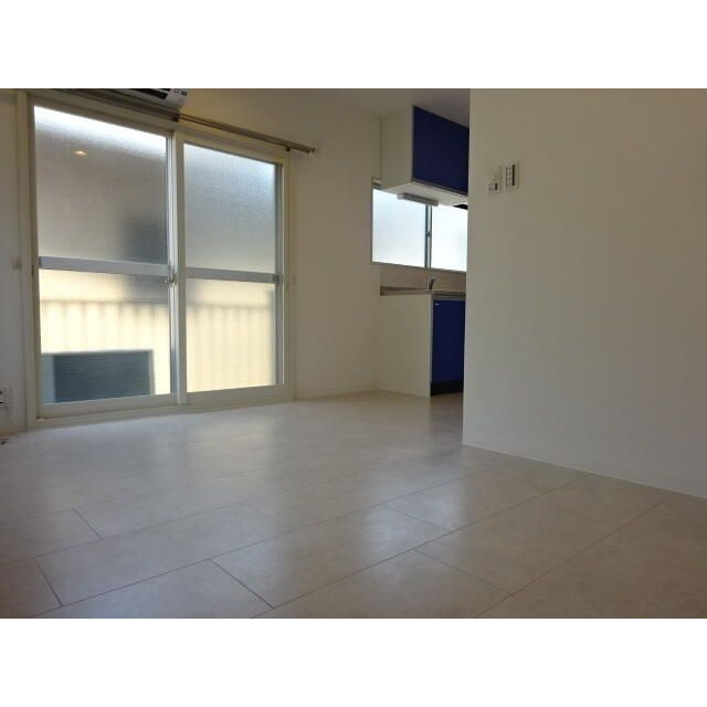 アレンタール西新宿の居間・リビング