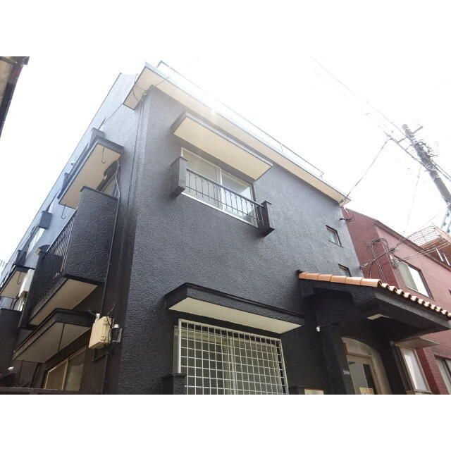 アレンタール西新宿の外観