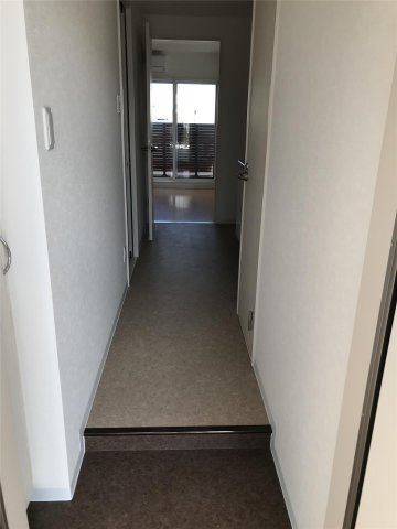 Fステージ阿賀中央の玄関