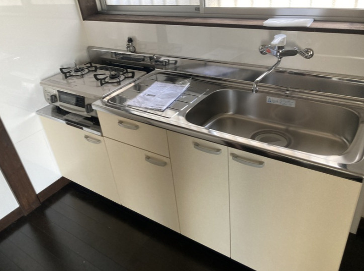 稲毛戸建のキッチン|水曜日、営業時間外もご相談ください！