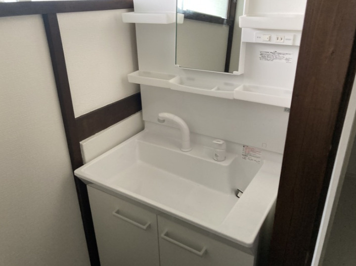 稲毛戸建の洗面所|オンライン対能応可！