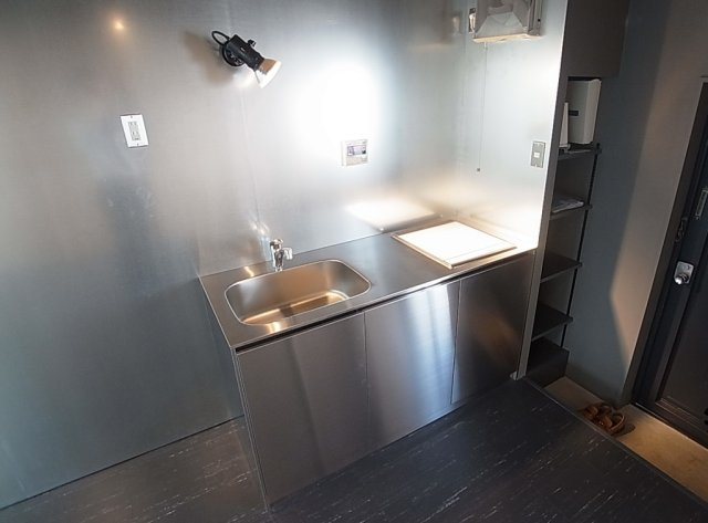 ベルトゥリー水木通のキッチン|Goodデザイン賞を受賞した、システム２口IHキッチンを採用