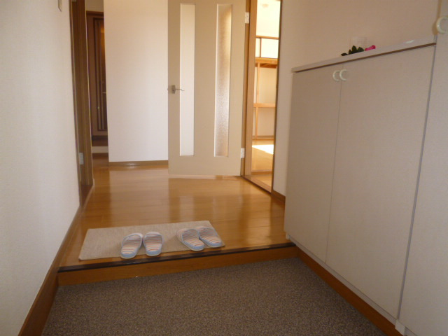 エルディム白楽の玄関