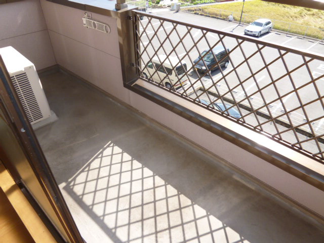 エルディム白楽のバルコニー