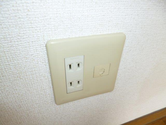 エルディム白楽の設備|電話モジュラー