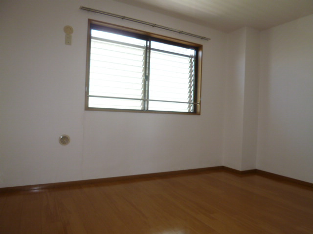 エルディム白楽の寝室|洋室