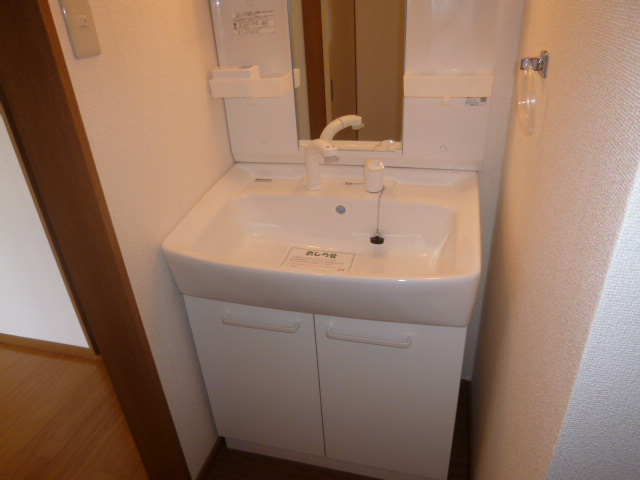 エルディム白楽の独立洗面台|シャンプードレッサー