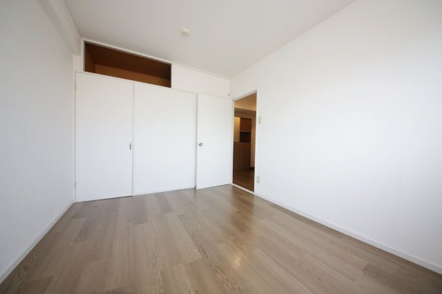 ピボットマンション生路の内装