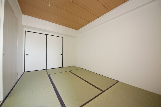 ピボットマンション生路の和室