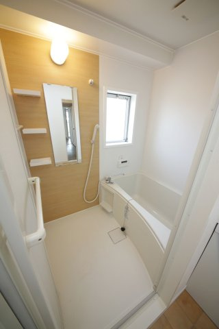 ピボットマンション生路の浴室