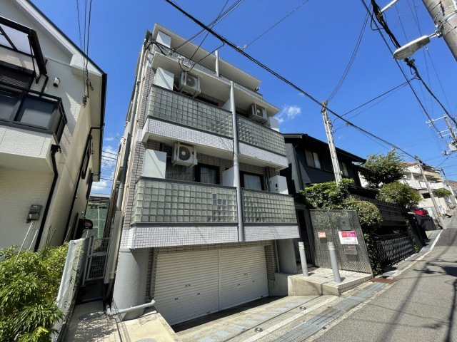 ＥＸＥ　ＡＳＨＩＹＡの外観