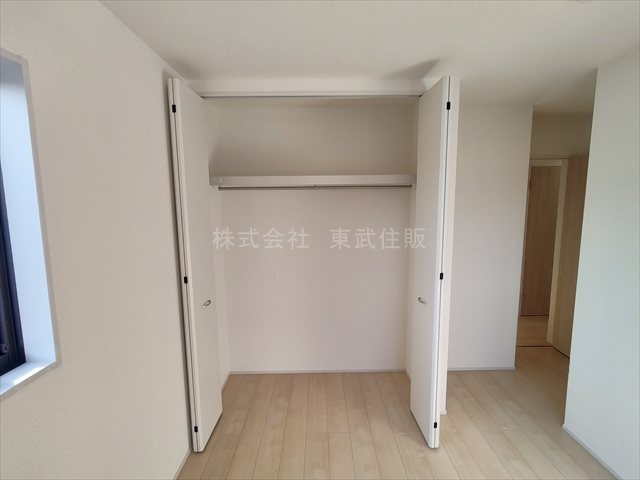 【収納】 | 比企郡鳩山町松ヶ丘１丁目　全１棟 | 洋室6.08帖収納