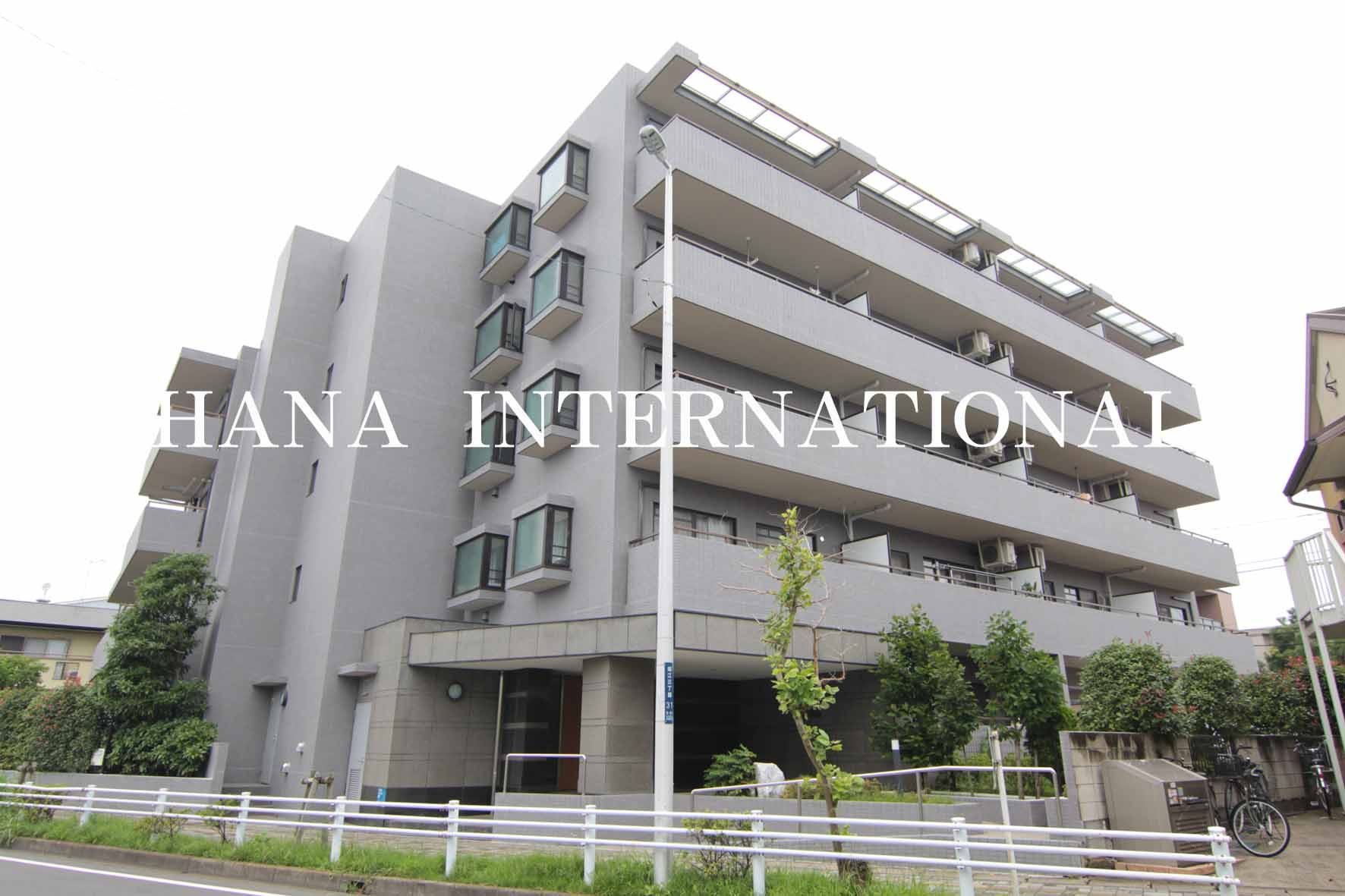 レジデンス雅鷺の外観