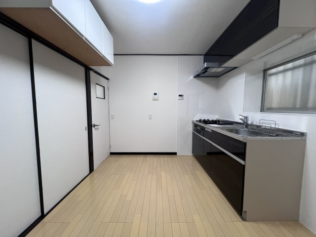 鈴蘭台北町7丁目戸建の居間・リビング