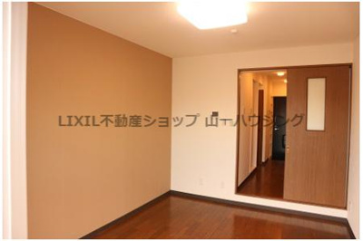 【洋室】 | メゾン令和 | 居室２