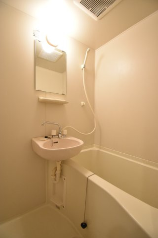 ヴァンテアンの浴室