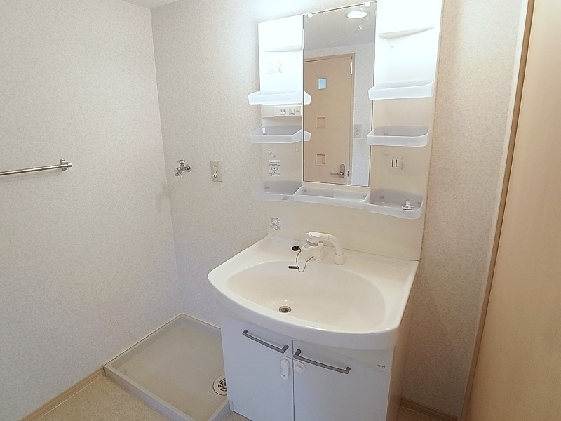 ラプロヴァンスの洗面所|独立洗面シャンプードレッサー