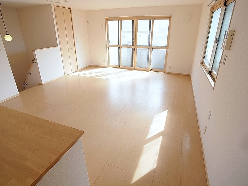 ラプロヴァンスの居間・リビング|圧巻のリビングゆったり１9帖