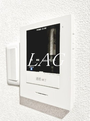 【セキュリティ】 | ウエストインパート３ | モニター付きインターホンです。