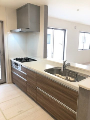 【内観：施工例】 | 池田市豊島北1丁目新築戸建