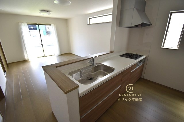 ハートフルタウン 　日立市東大沼町3期　Bの区画図|並列駐車可能です。同メーカー完成物件の内覧も、他の物件と合わせての現地ご案内も可能です！HPから、またお電話でも、お気軽にお問い合わせください。