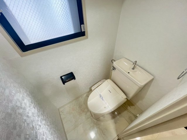 松戸市根本の賃貸マンションのトイレ