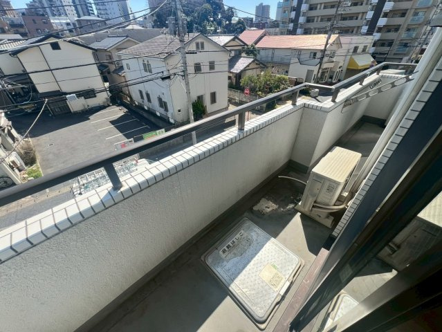 松戸市根本の賃貸マンションのバルコニー