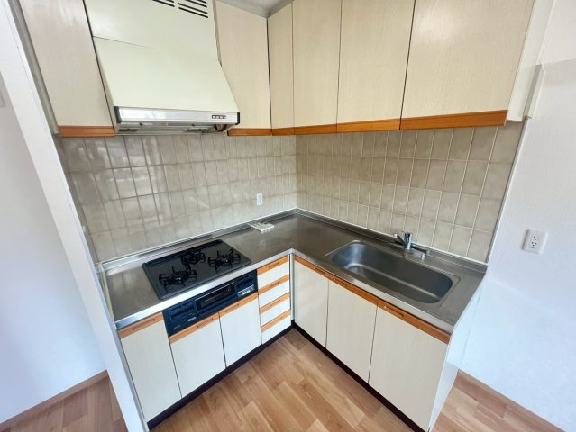 松戸市根本の賃貸マンションのキッチン