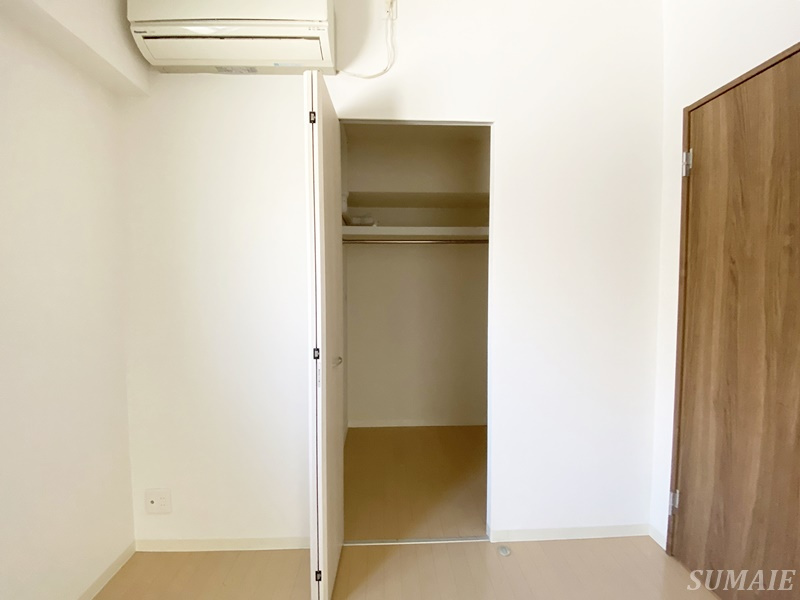 UPWARDの収納|洋室の収納スペースです☆