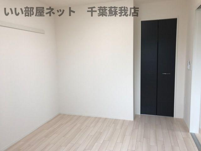 （仮称）市原市五井西新築アパートの洋室|明るい洋室です