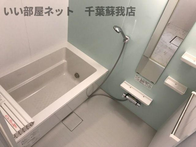 （仮称）市原市五井西新築アパートの浴室|ゆったり過ごせるお風呂です