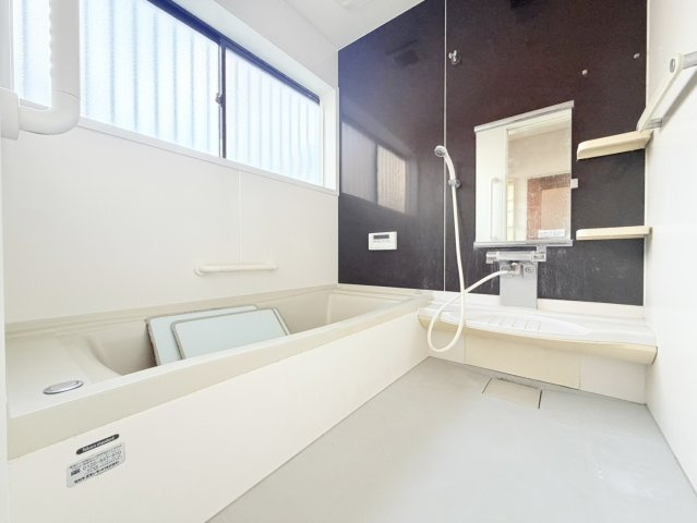 日立市川尻町中古住宅の浴室