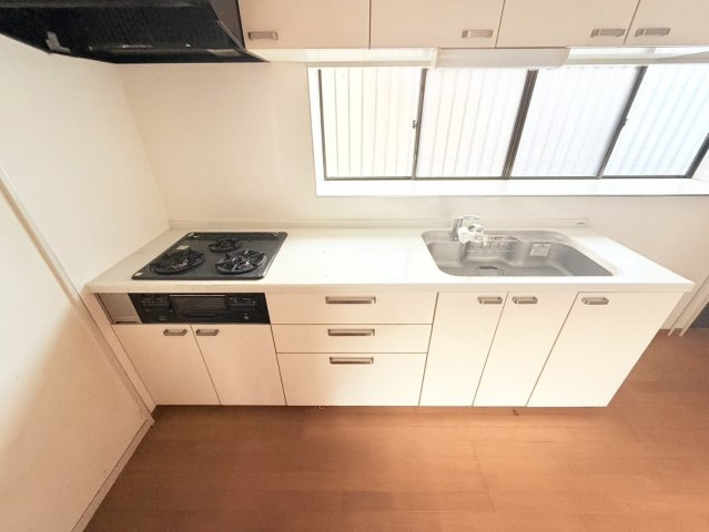 日立市川尻町中古住宅のキッチン