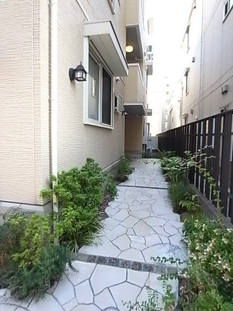 モアレ森南の外観