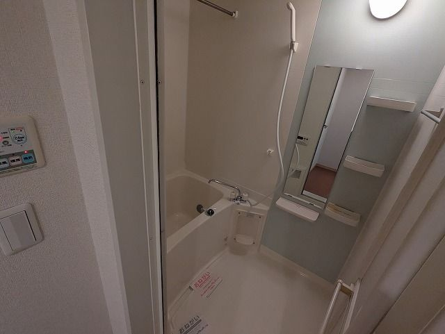 筑紫野市原田３丁目のアパートの浴室