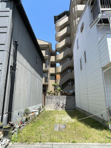 芦屋市打出町　土地　現況更地の外観