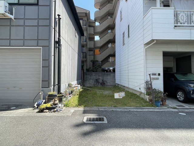 芦屋市打出町　土地　現況更地の外観|5月16日AM10時ごろ撮影