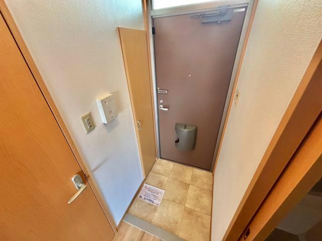 クルールアヴニールの玄関