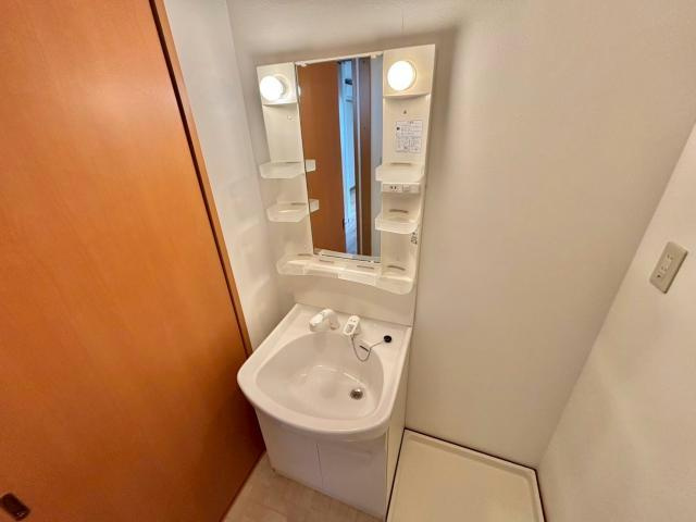 クルールアヴニールの洗面所