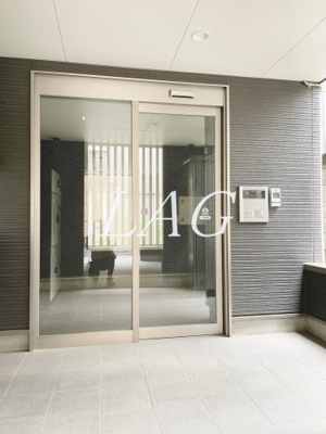 【エントランス】 | Brookdean | エントランスです。